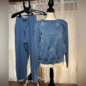 Alfred Dunner PL Women's Blue Embroidered Loungewear Set poly/Cotton